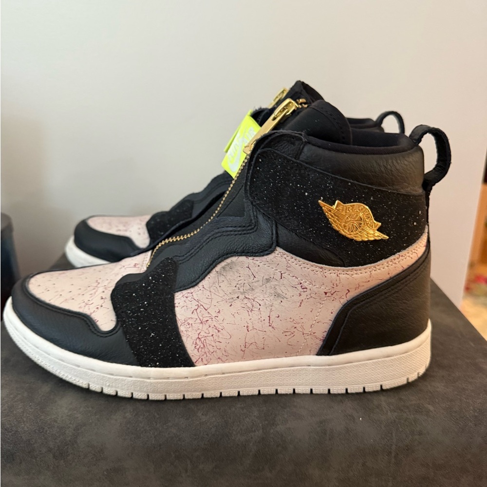 Women’s air Jordan 1 high with zipper